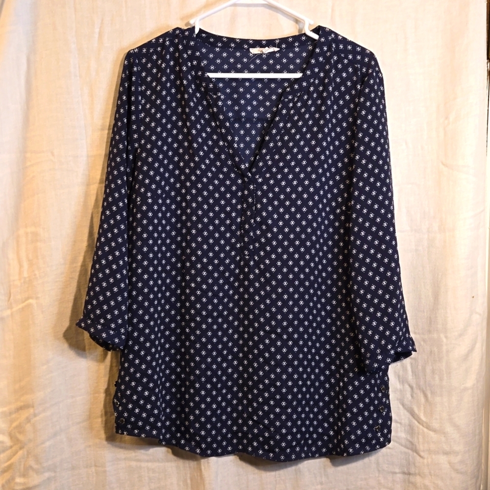 Maurices Navy/White Large Tunic Blouse